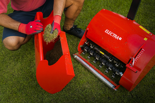 Scarifier cartridge – dethatching the lawn